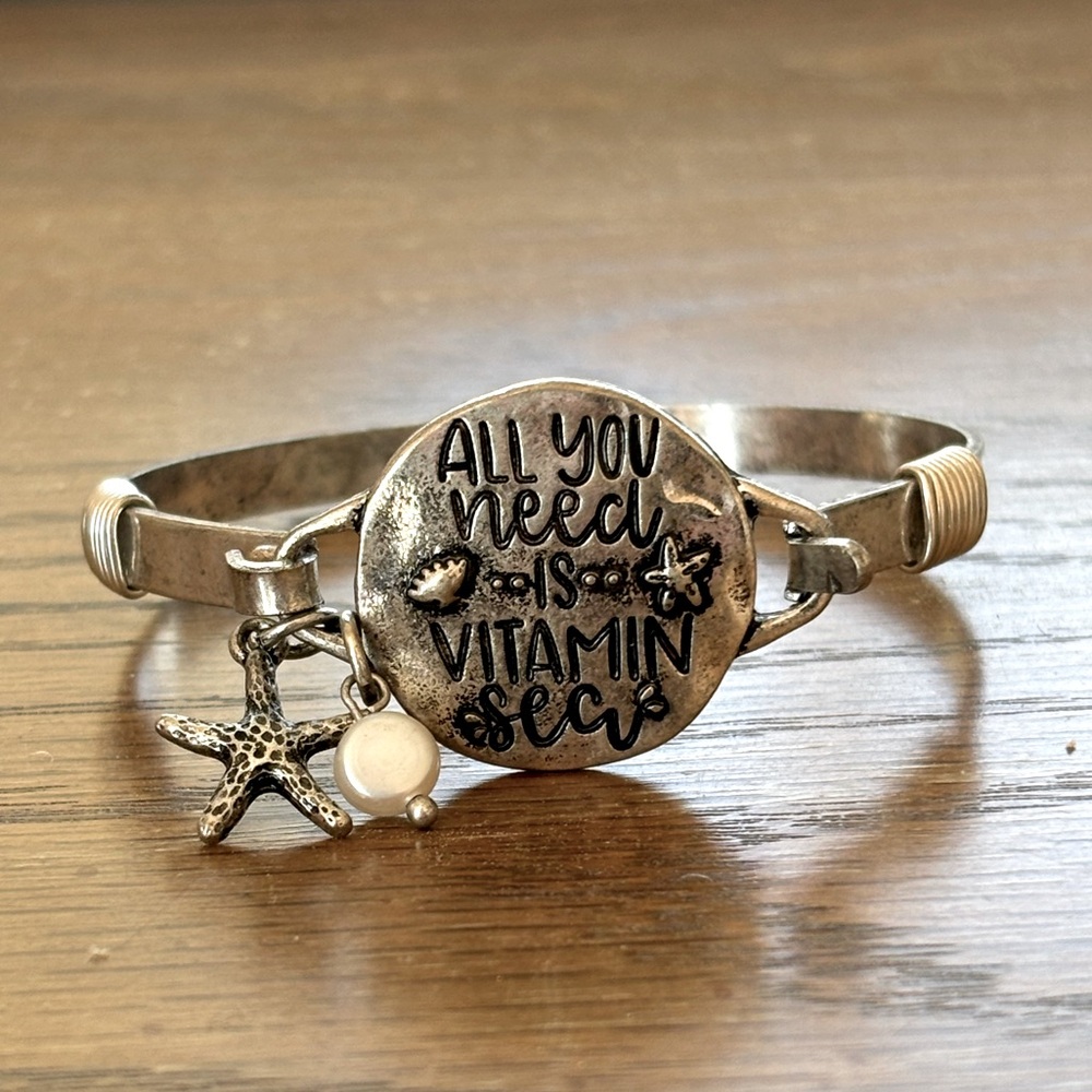 Beautiful “Vitamin Sea” bracelet